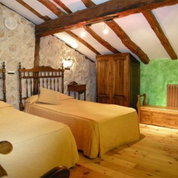 Primera planta. Habitación nº 7 Primera planta. Habitación nº 7